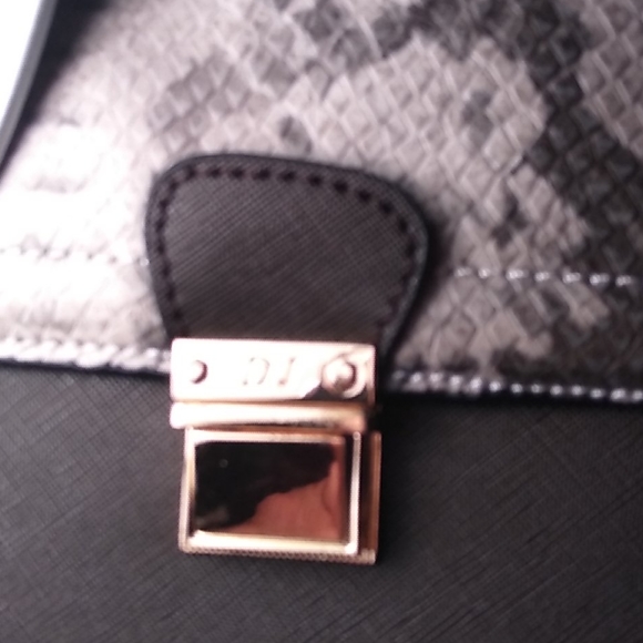 Excellent condition - Picture 3 of 5